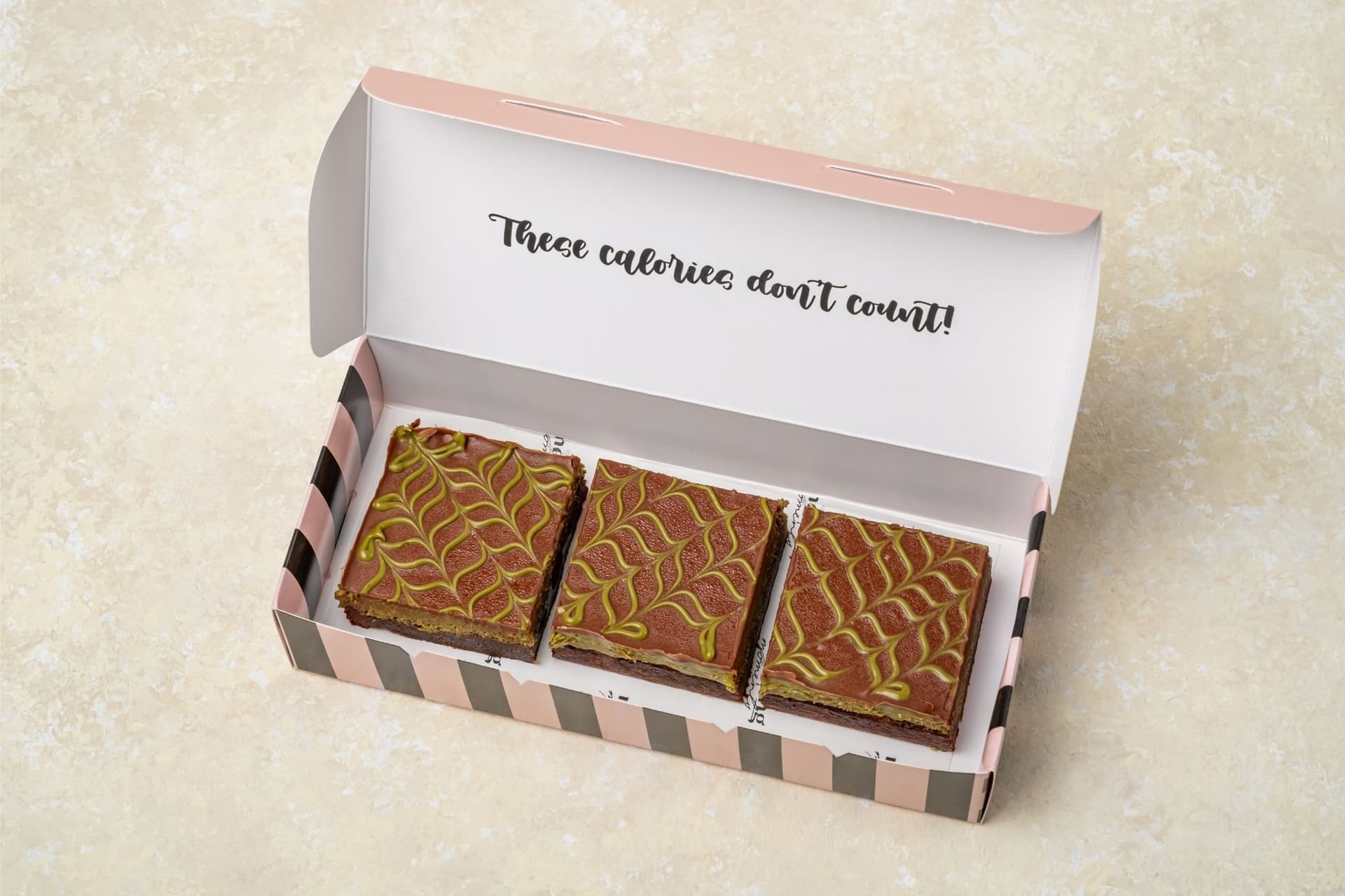 Pistachio Kunafa Brownies